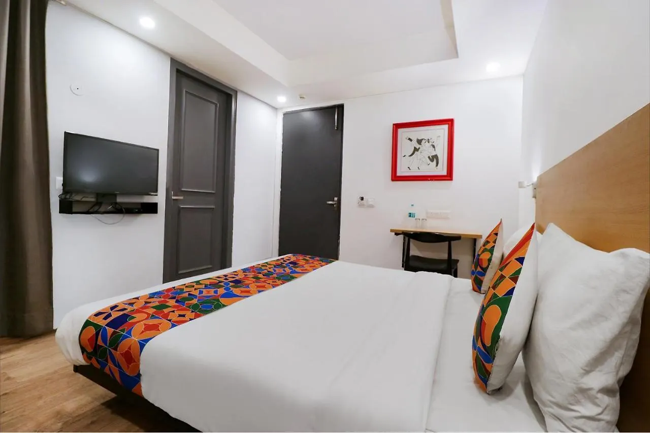 Fabhotel Pantao Stays Gurgaon Hotel